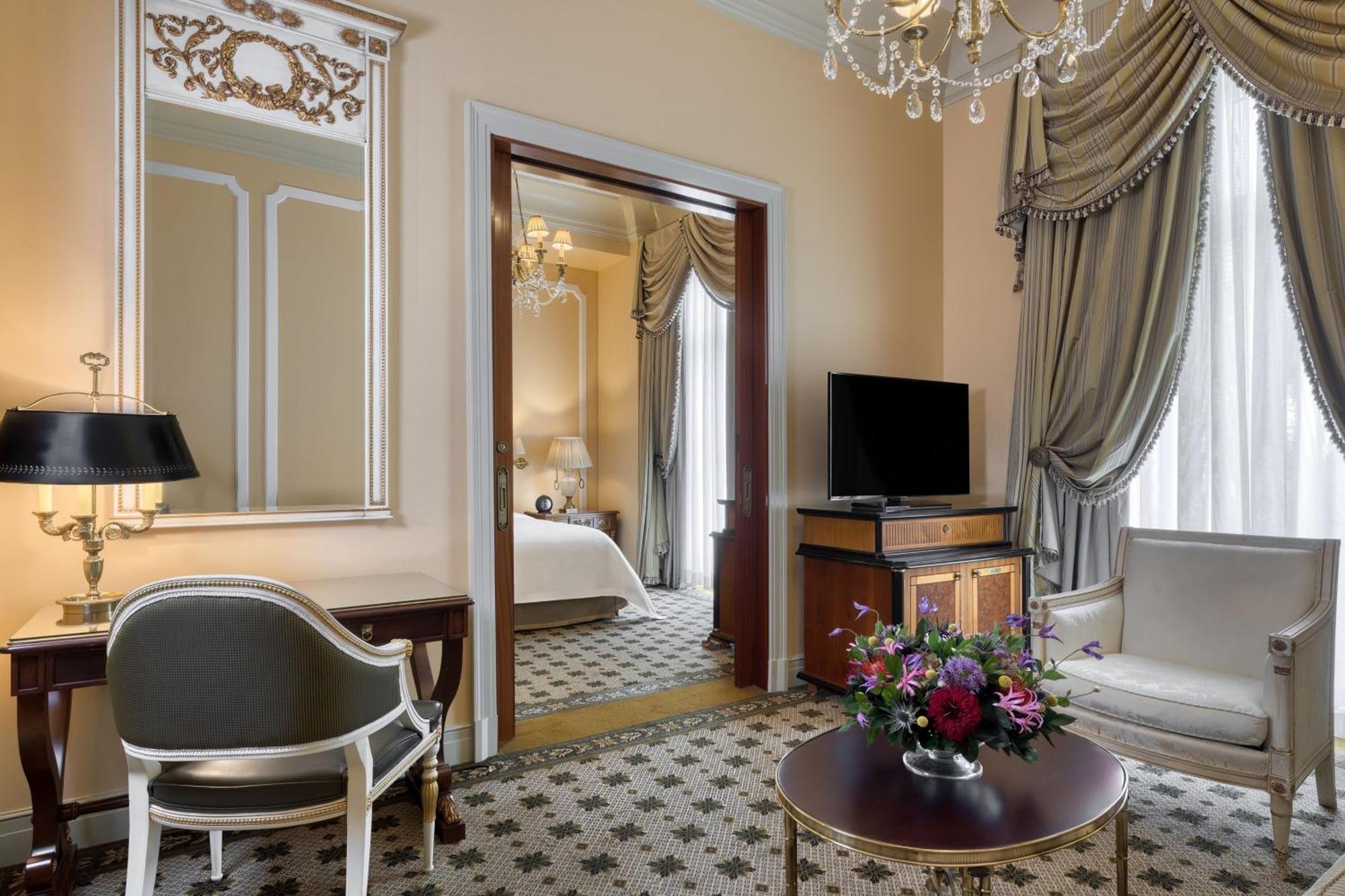 Hotel Grande Bretagne, A Luxury Collection Hotel, Афины Экстерьер фото